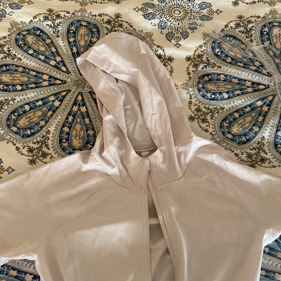 Light rain jacket - Picture 3 of 4